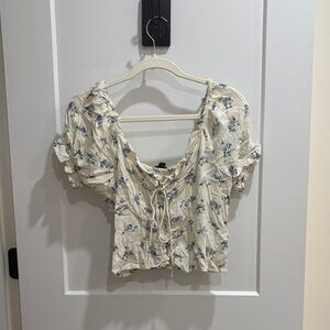 American Eagle Outfitters Cream Floral Crop Top